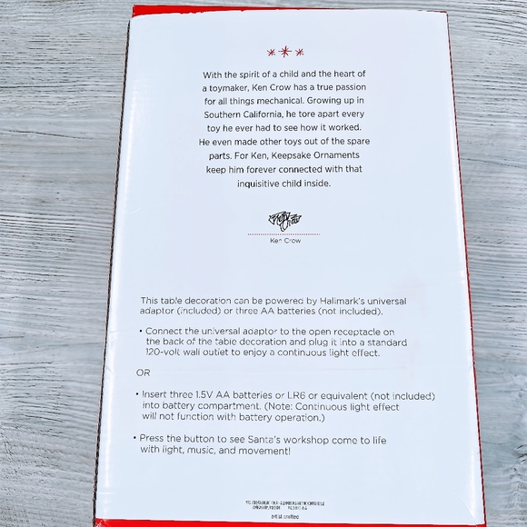 Hallmark "Where Dreams Become Toys" Tabletop 2016, Motion, Light, Sound Santa - Picture 11 of 14